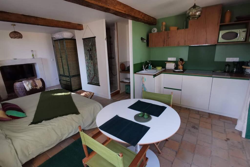 Amalouyse Studio De Charme Au Coeur Des Chateaux De Loire Montlouis-sur-Loire Exteriör bild